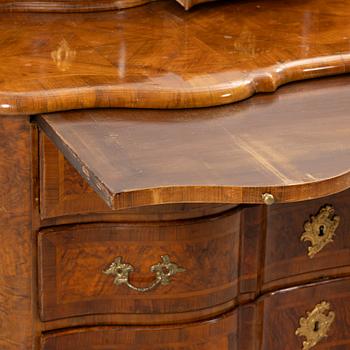 Bureau cabinet with superstructure, in the manner of Johan Hugo Fürloh, late Baroque, Stockholm work, first half of the 18th century.