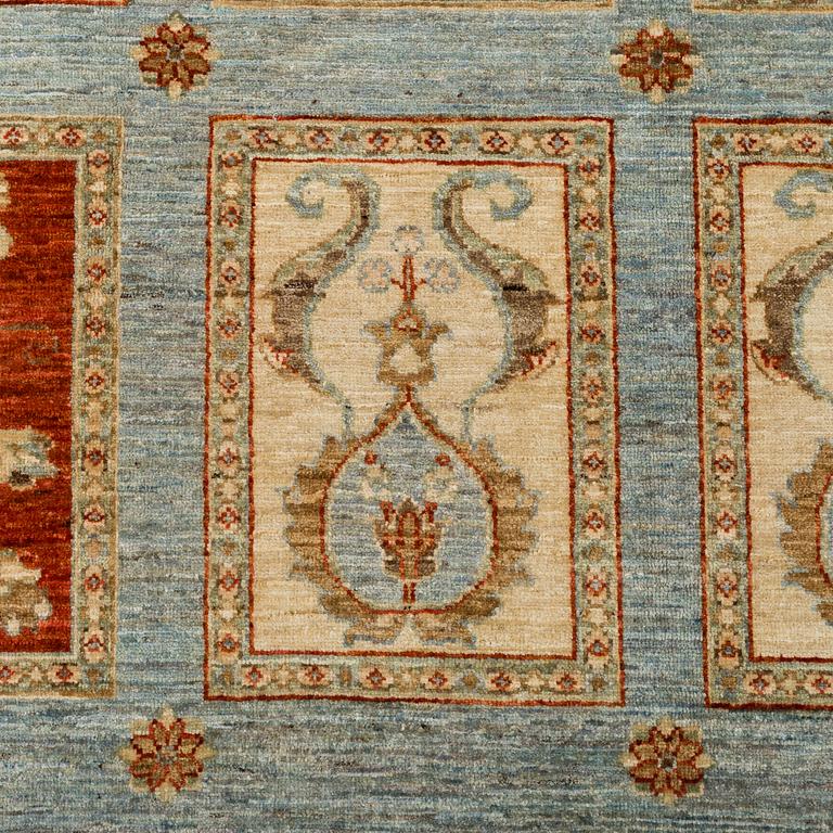 A CARPET, Ziegler design, ca 239 x 170 cm.