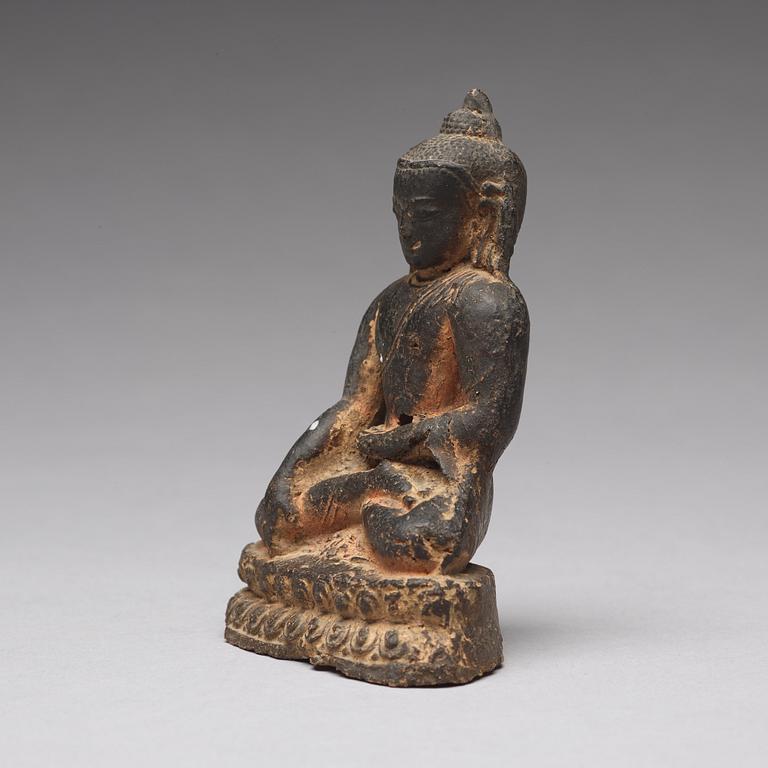 A seated clay figure of Amithaba buddha, Tibet/Nepal 18/19th Century or older.