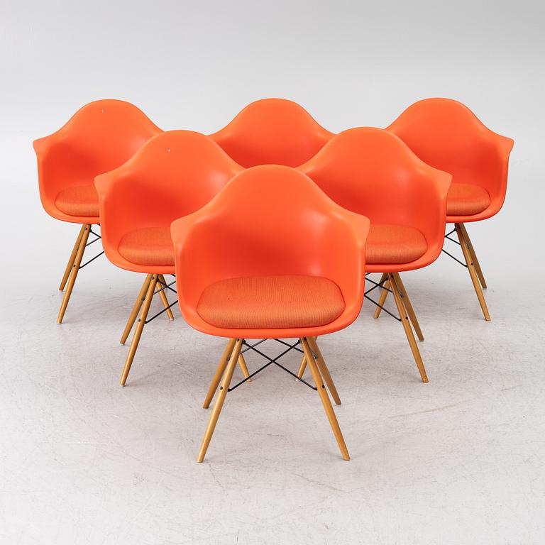 Charles & Ray Eames, karmstolar, 6 st, "Plastic armchair DAW", Vitra.