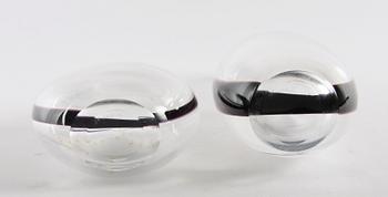 VASER, 2 st, glas, Vicke Lindstrand, Kosta, sign.