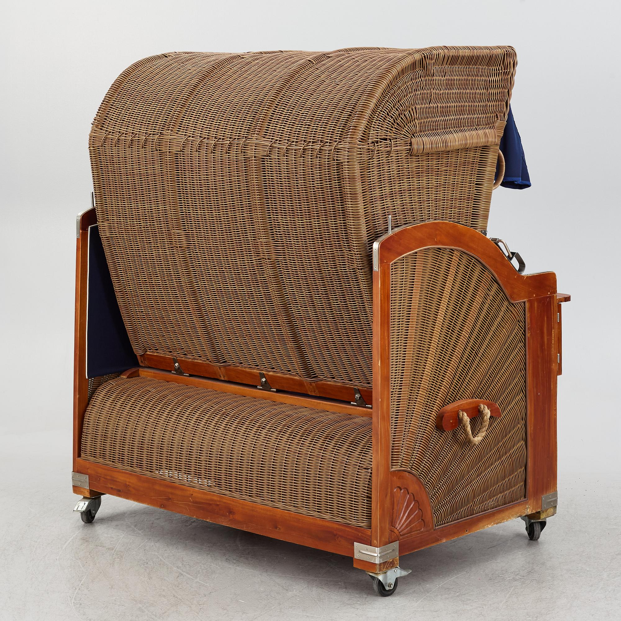 Trädgårdssoffa, "The Garden Haven Captain Seat Lounger", Mygind Design Scandinavia.