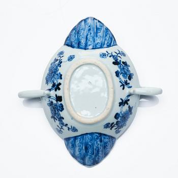 A blue and white sauce boat, Qing dynasty, 18th Century.