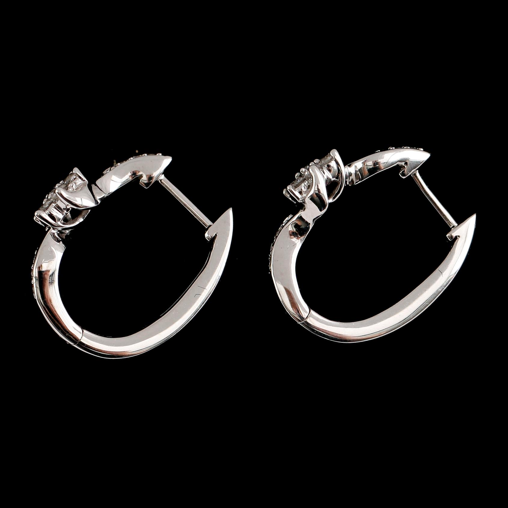 ÖRHÄNGEN, 10 k vitguld, briljantslipade diamanter tot ca 0.25 ct.