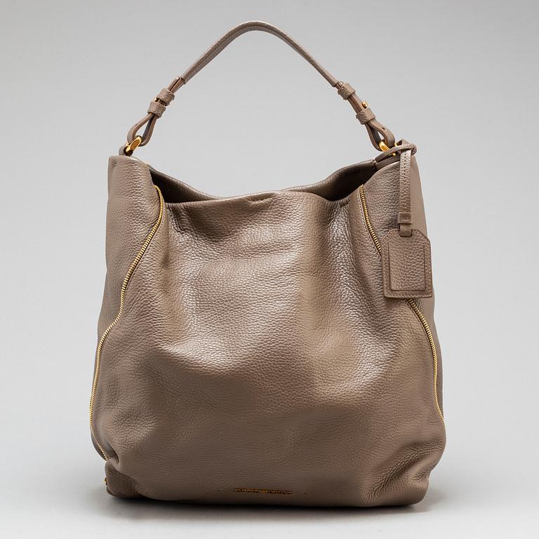 EMPORIO ARMANI, A LETAHER HOBO CALFSKIN BAG.