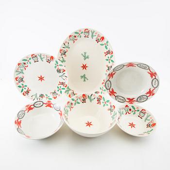 Service 18 + 4 dlr Stavangerflint Norway mid/second half of the 20th century porcelain.