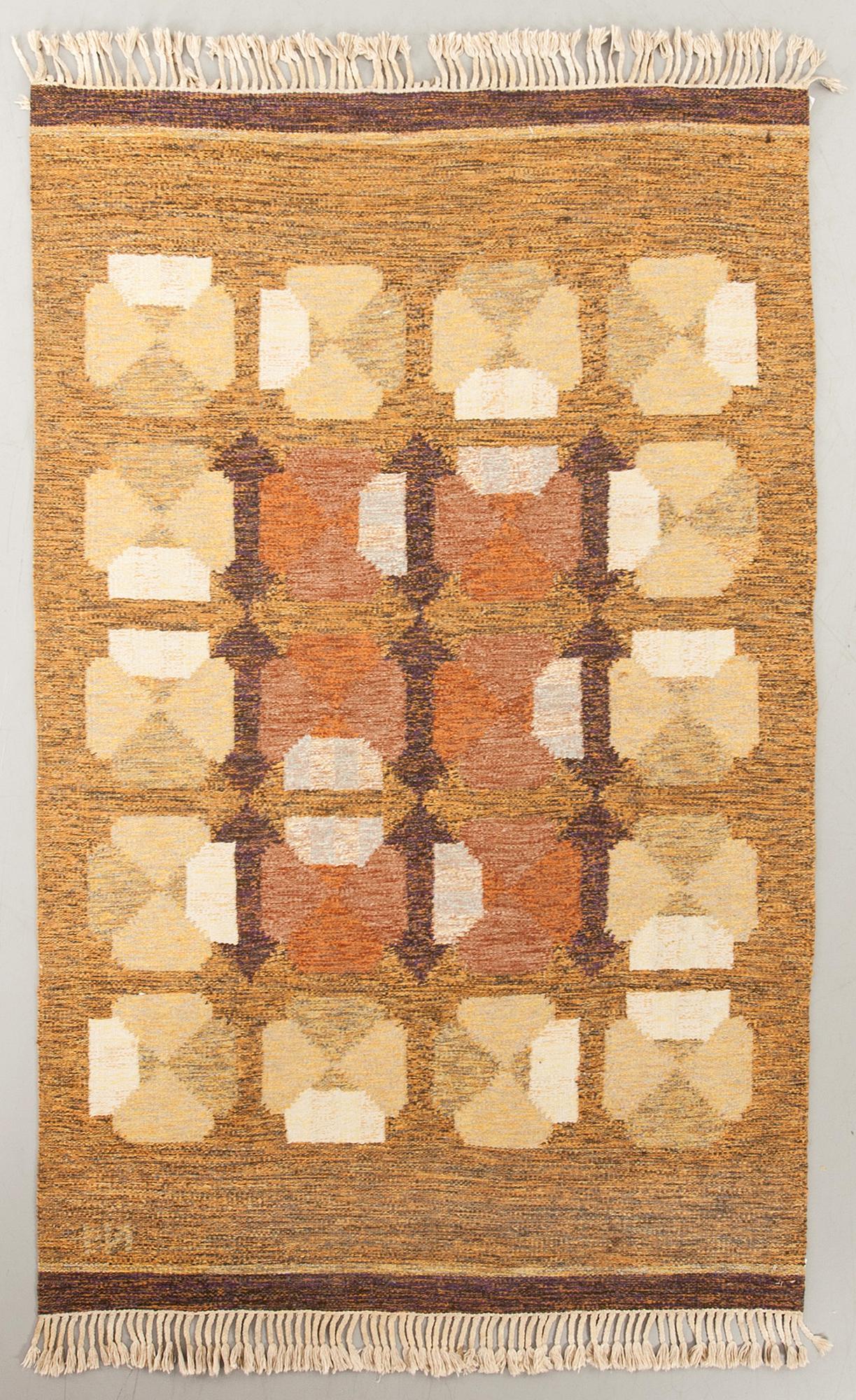 MATTA, rölakan, monogramsignerad, Alestalon Mattokutomo, Finland, Ca 250 X 159 cm.