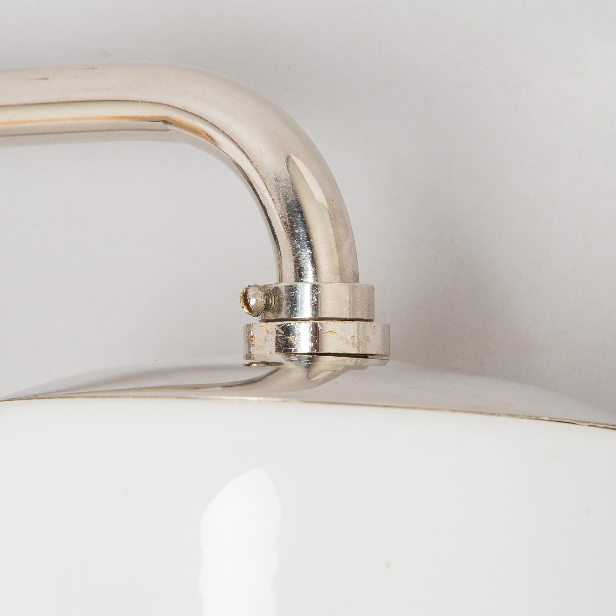 Paavo Tynell, a pair of 1930s '7239' wall lights for Taito.