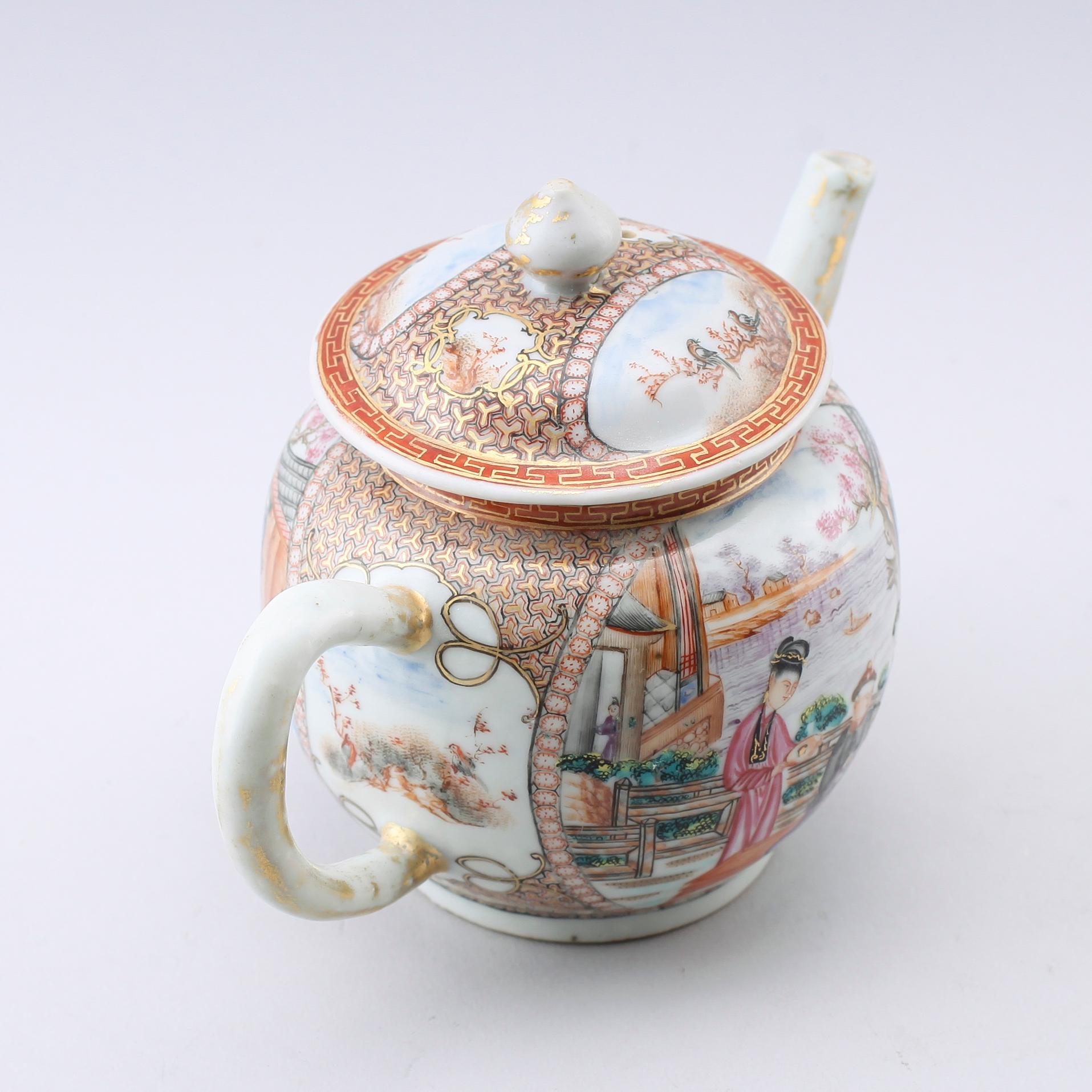 TEKANNA, porslin, Kina, Qianlong (1736-1795).