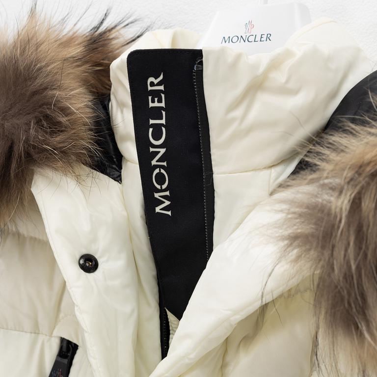 Moncler, a 'Bever' down jacket, size 1.