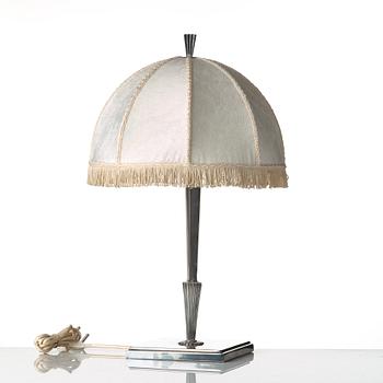 Elis Bergh, probably, a silver plated Swedish Grace table light for CG Hallberg, Stockholm 1920-30's.