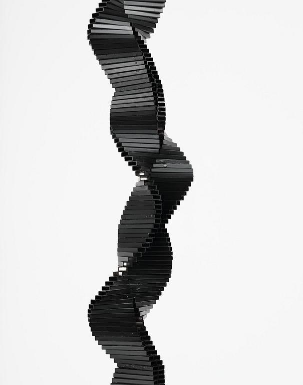 Arne Jones, "Yin-Yang kolonn".