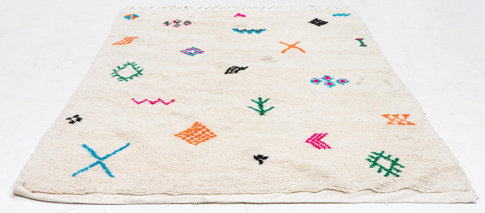 Matta, Marocko, ca 265 x 162 cm.