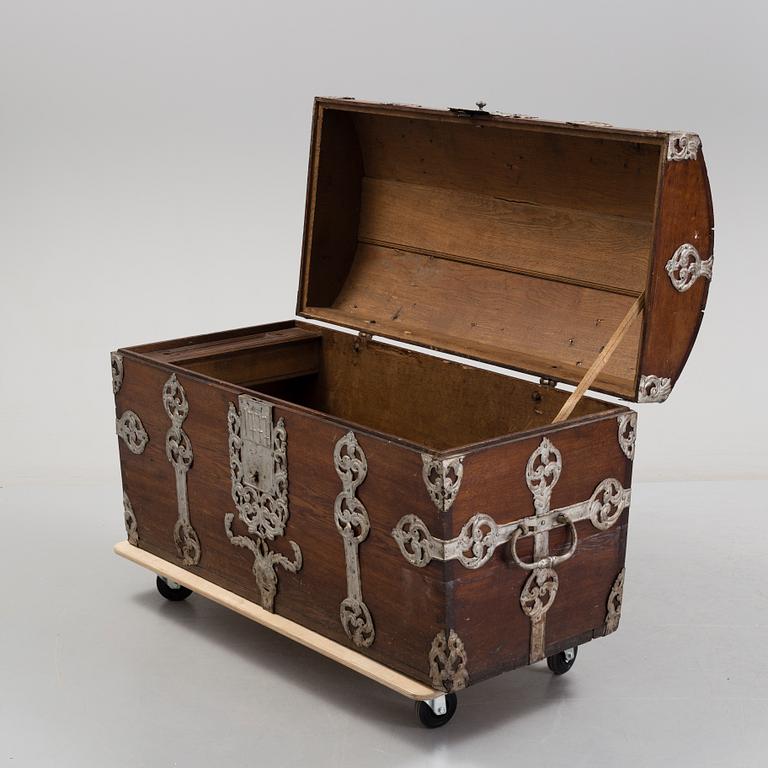 KISTA, barock, daterad 1777.