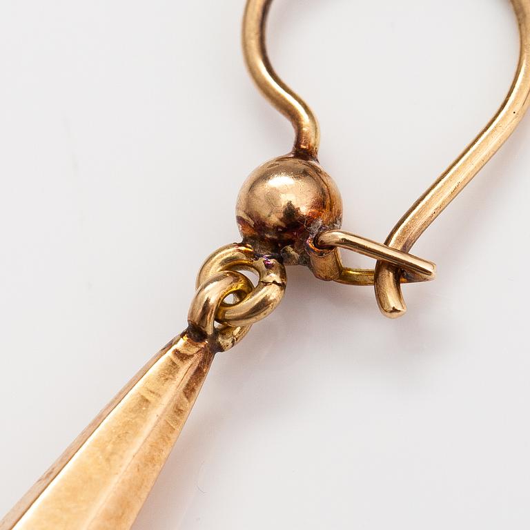 KORVAKORUPARI, 14K kultaa.