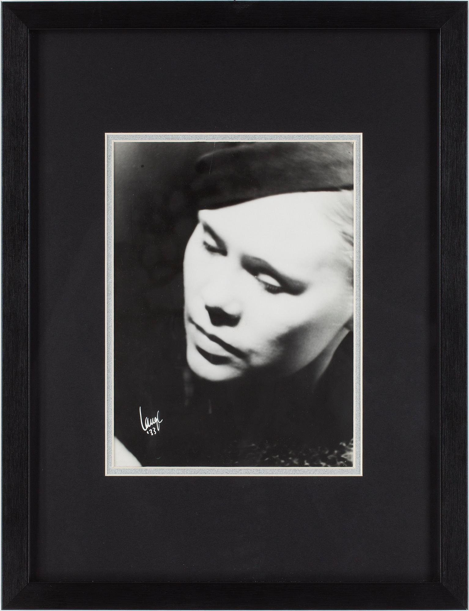 ÅKE LANGE, fotografi, silvergelatin, "Aili Pekonen", signerad o daterad 33.
