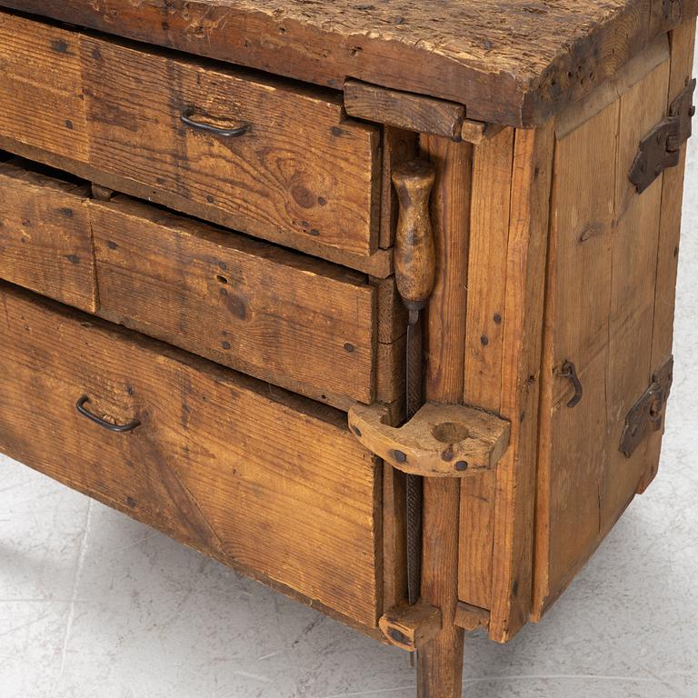 Cabinet / carpenter's bench, 19th Century.