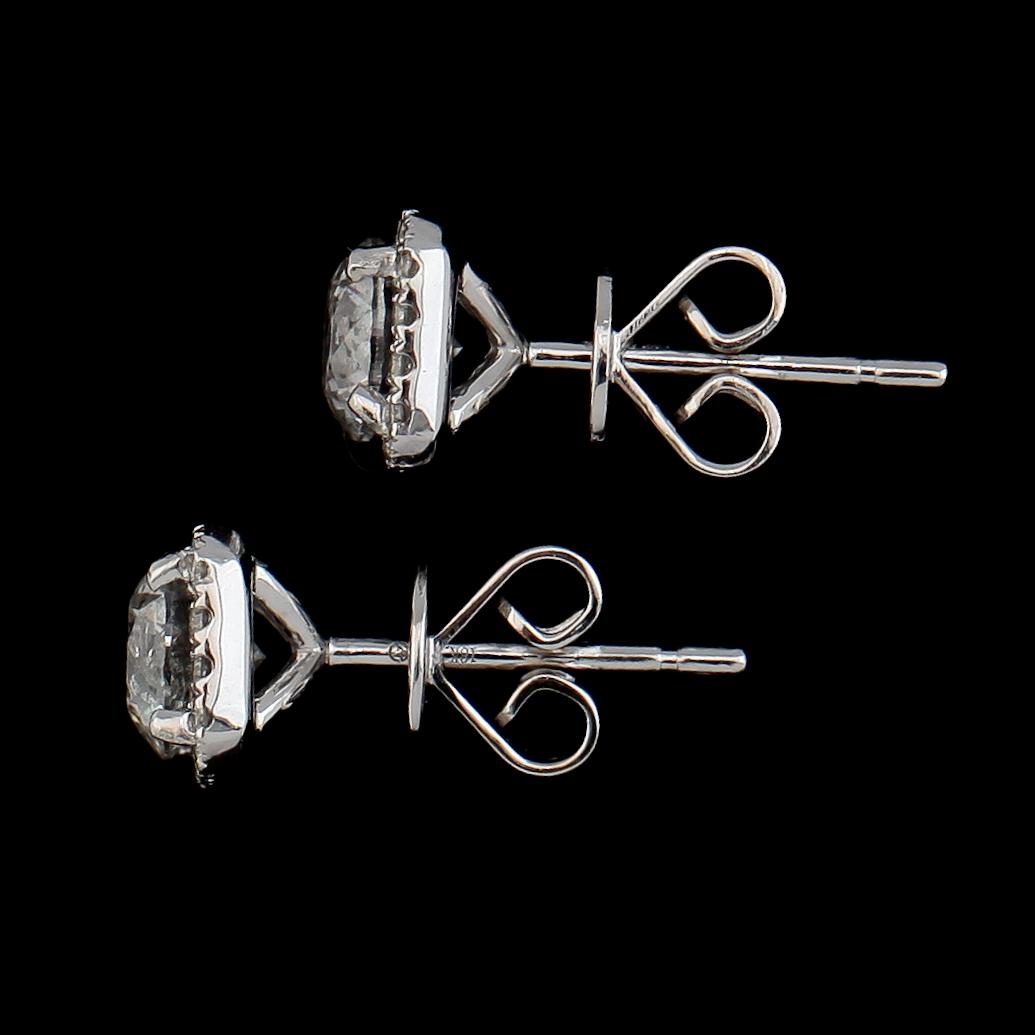 ÖRHÄNGEN, 1 par, 18K vitguld, diamanter tot ca 1.63 ct.