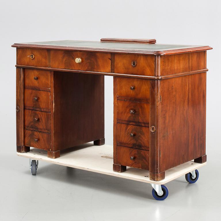 SKRIVBORD, 1800-tal.