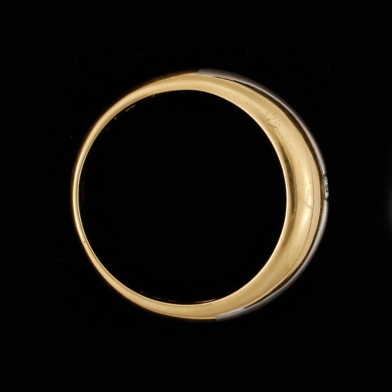RING, 18k guld, briljantslipad diamant, 0,04 ct. Vikt ca 4 g.