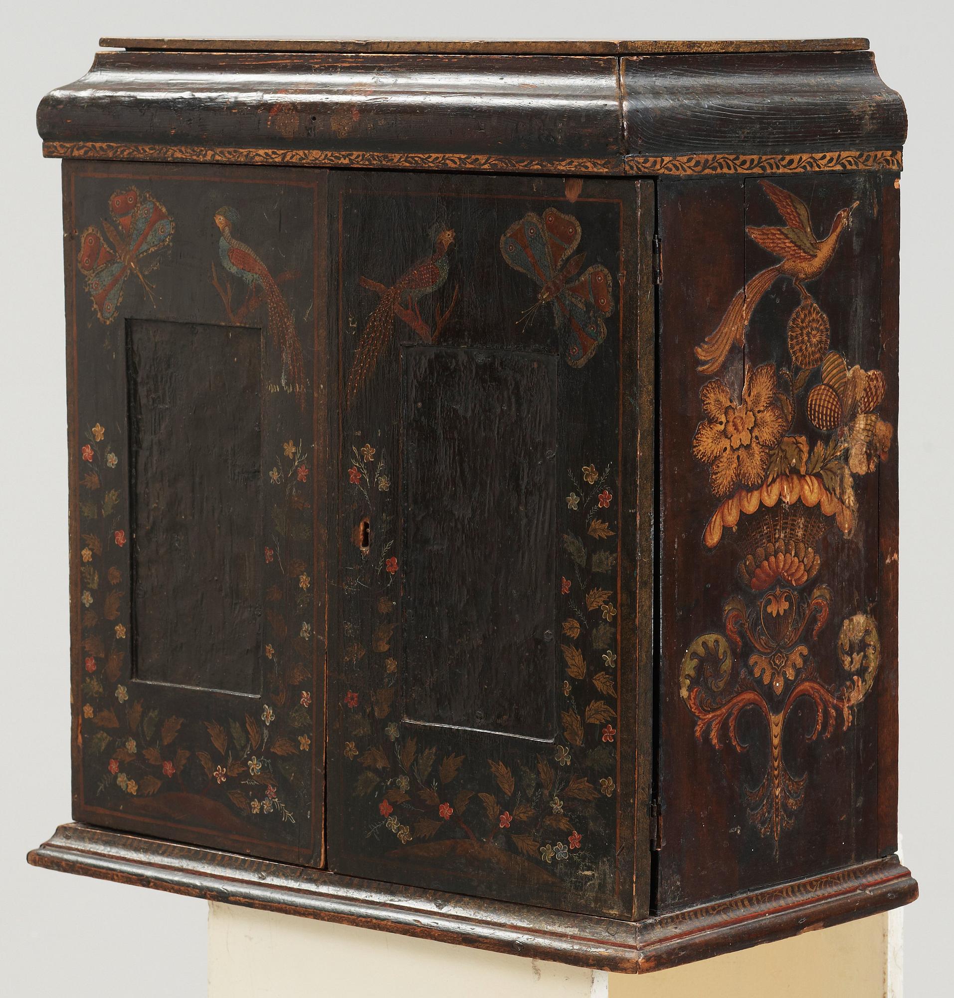 KABINETTSKÅP. Senbarock, 1700-tal.