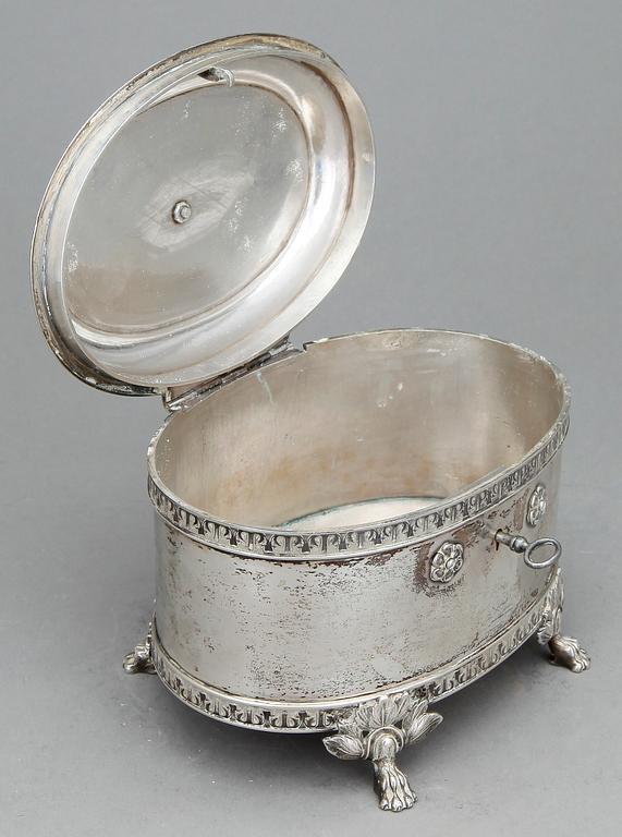 SOCKERSKRIN, silver, August Albrekt Paulsson, Stockholm, 1909. Vikt ca 571g.