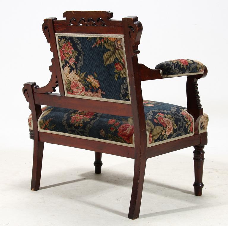 HALLSOFFA. Sekelskiftet 1900.