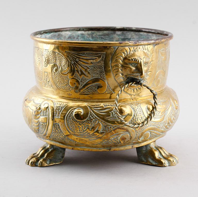 YTTERFODER, mässing, 1800-talets första hälft.