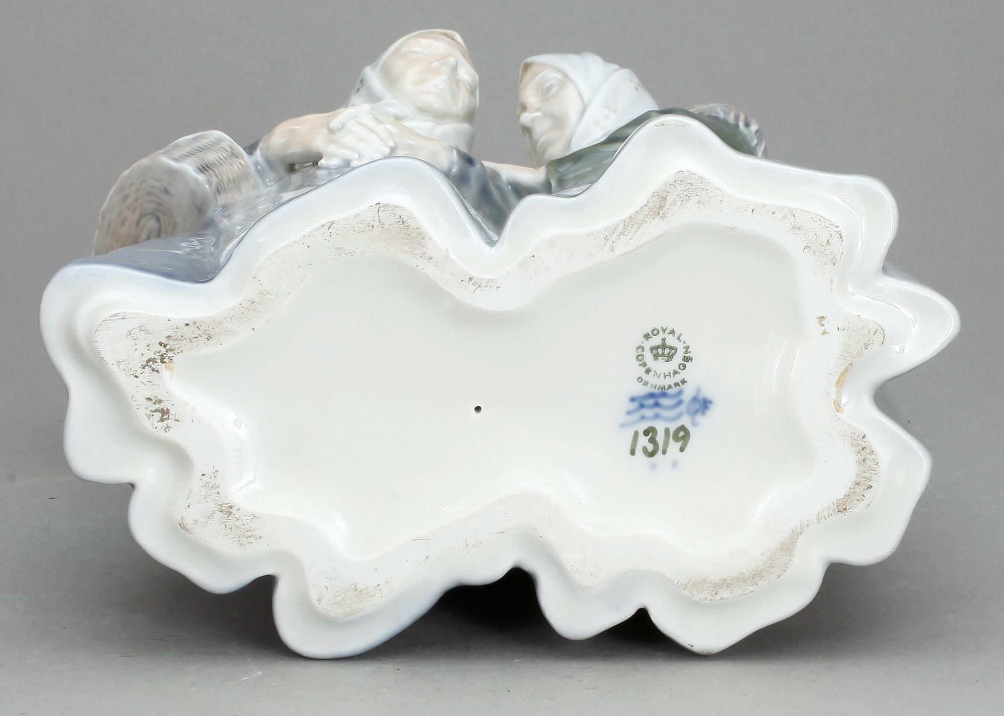 FIGURIN, porslin, Christian Thomsen, Royal Copenhagen.