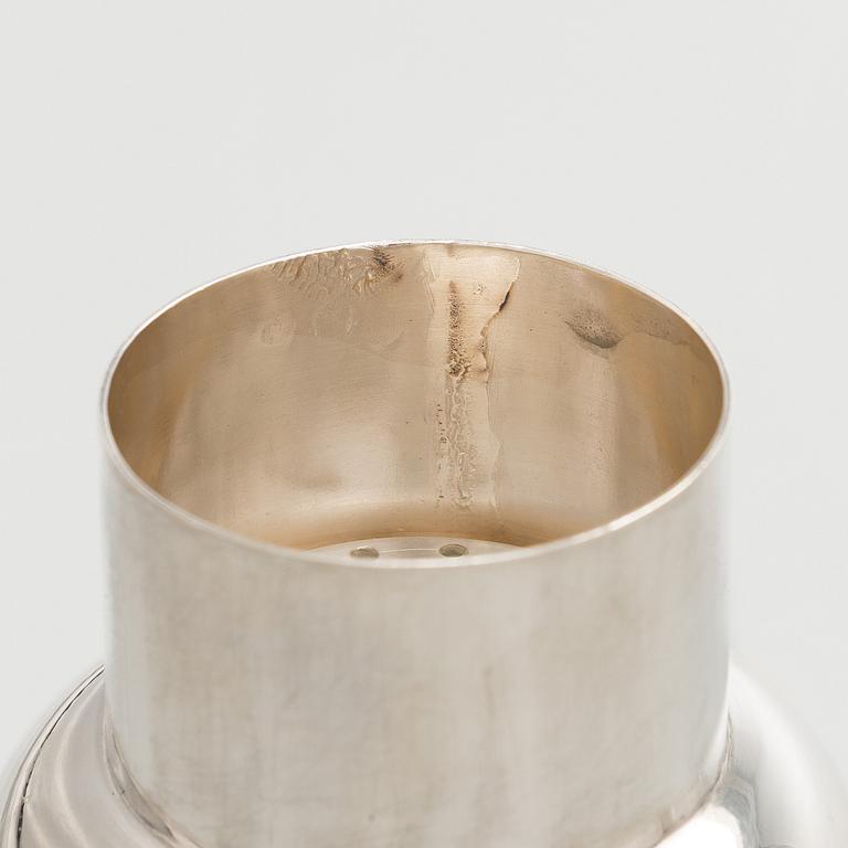A silver cocktail shaker, Czechoslovakia 1945-1949.