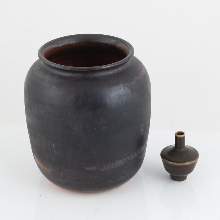 Carl-Harry Stålhane, two vases, Designhuset and Rörstrand.