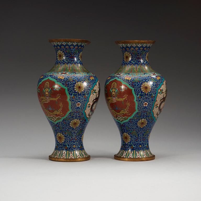 A pair of cloissoné vases, China, early 20th Century.