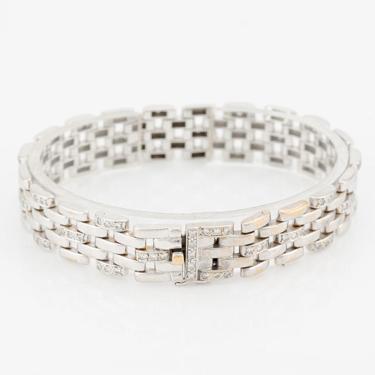 Bracelet 18K white gold with round brilliant-cut diamonds.