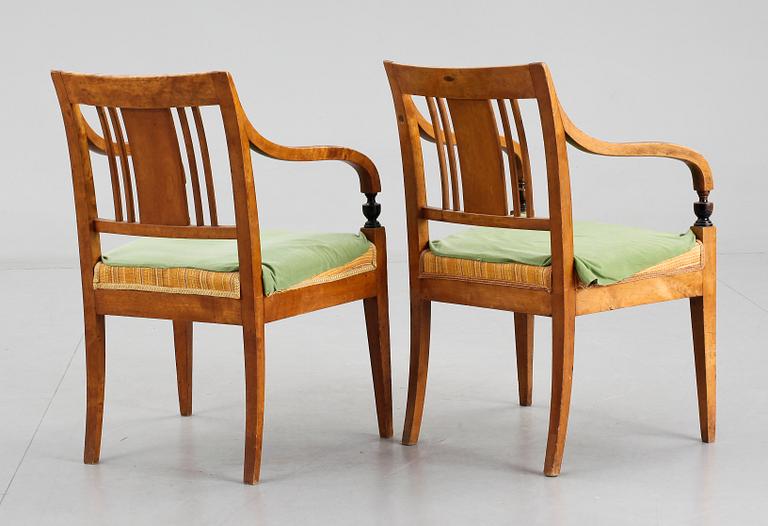 SOFFA samt KARMSTOLAR, 2 st, Karl Johan, 1800-talets första hälft.