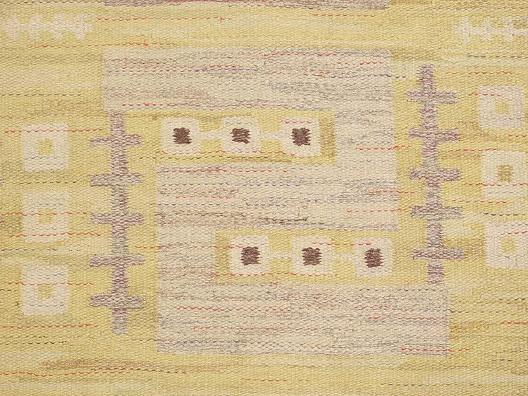 CARPET. Flat weave. 305 x 203,5 cm.