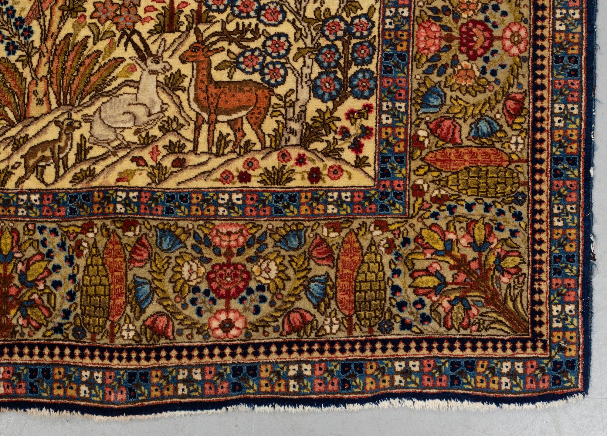 Matto, semi-antique Kashan, probably, ca 192 x 134 cm.