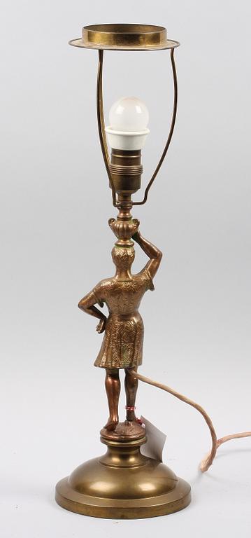 BORDSARMATUR, metall, 1900-tal.