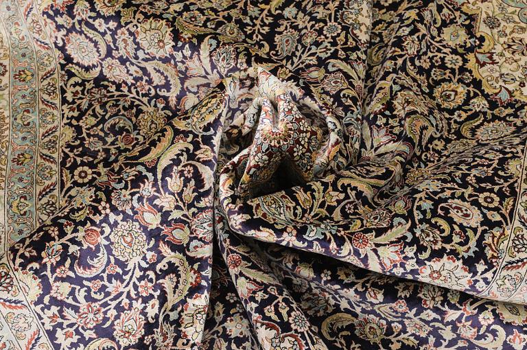Rug, Oriental silk, 275 x 185 cm.