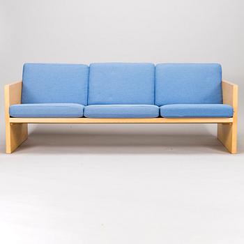 BEN AF SCHULTEN, a late 20th century '547A' sofa for Artek, Finland.