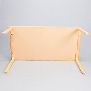 ALVAR AALTO, a late 20th century  '81A', table for Artek.