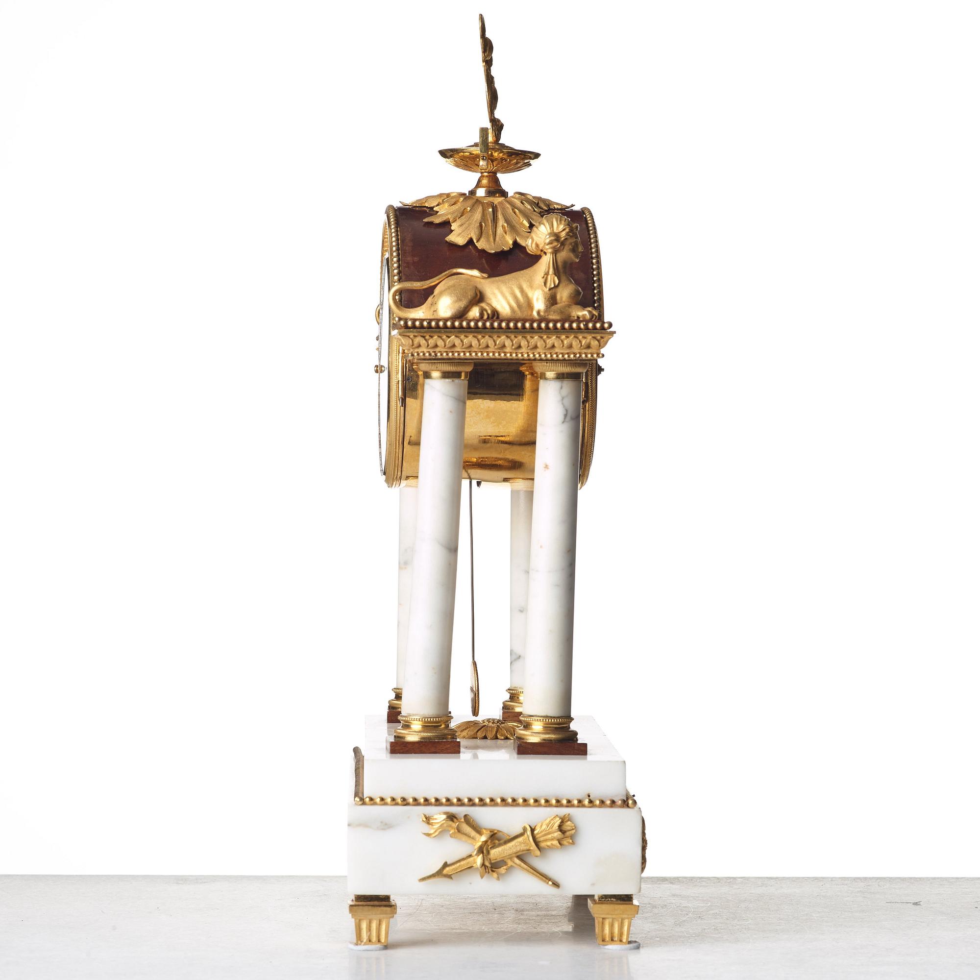 BORDSPENDYL, sengustavianskt stockholmsarbete, 1700-talets slut.