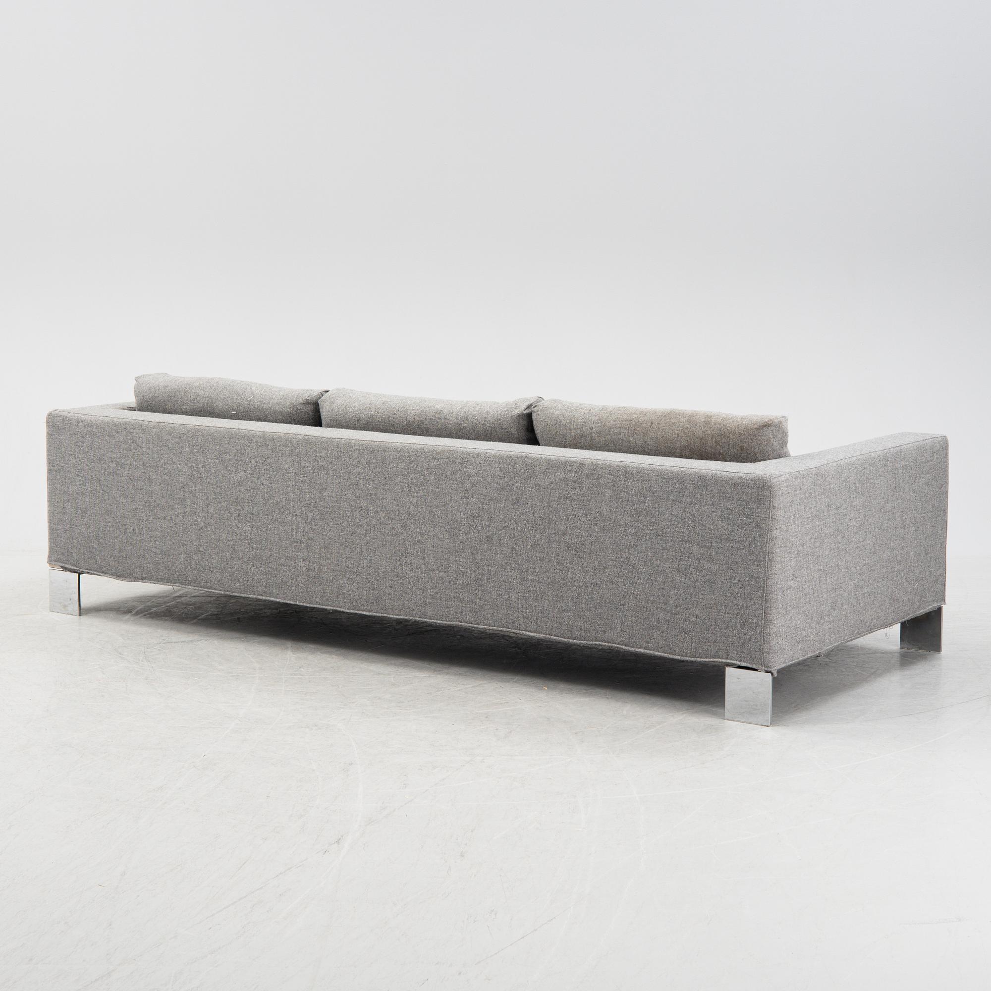 Rodolfo Dordoni, a 'Pollock' sofa from Minotti, Italy.