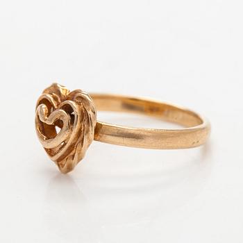 Kalevala Koru, sormus, ”Talon sydän”, 14K kultaa, 2006.