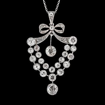 965. An old cut diamond pendant, tot. app. 2.80 cts.