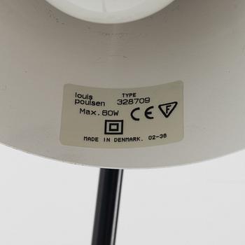 Arne Jacobsen, golvlampa, "AJ", Louis Poulsen, Danmark.