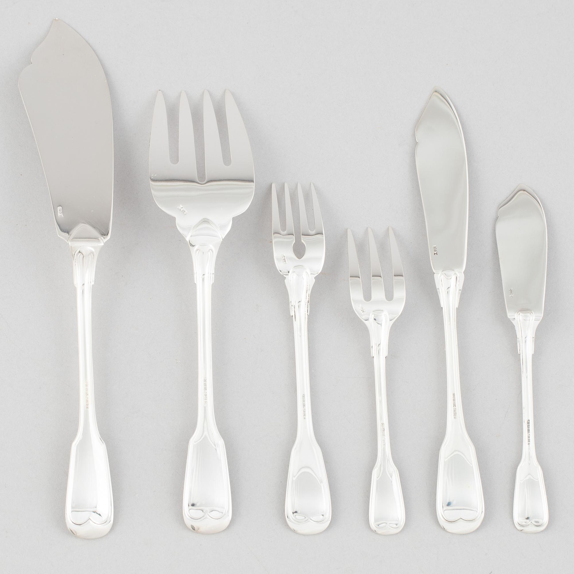 Koch & Bergfeld, fiskbestick, 28 delar, sterlingsilver, modell Altfaden, 1900-talets andra hälft.