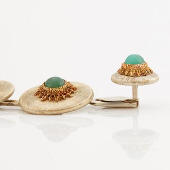 A pair of jade cufflinks and studs from Buccellati.