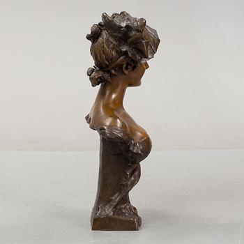 Georges van der Straeten, bust, patinated bronze, signed.