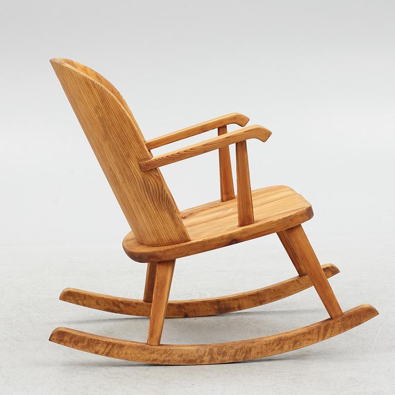 A pine rocking chair, Åby Möbelfabrik, Sweden, 1930's/40's.