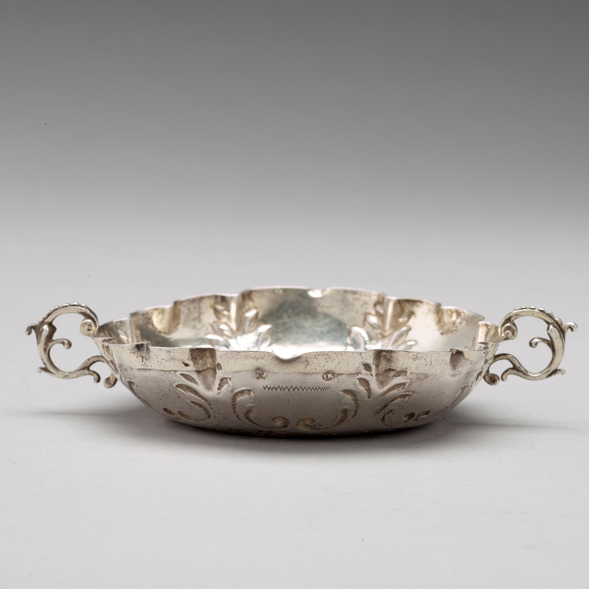 A German 17th centuryparcel-gilt silver sweet meat dish, mark of Johannes Kilian possibly, Augsburg 1685-1687.